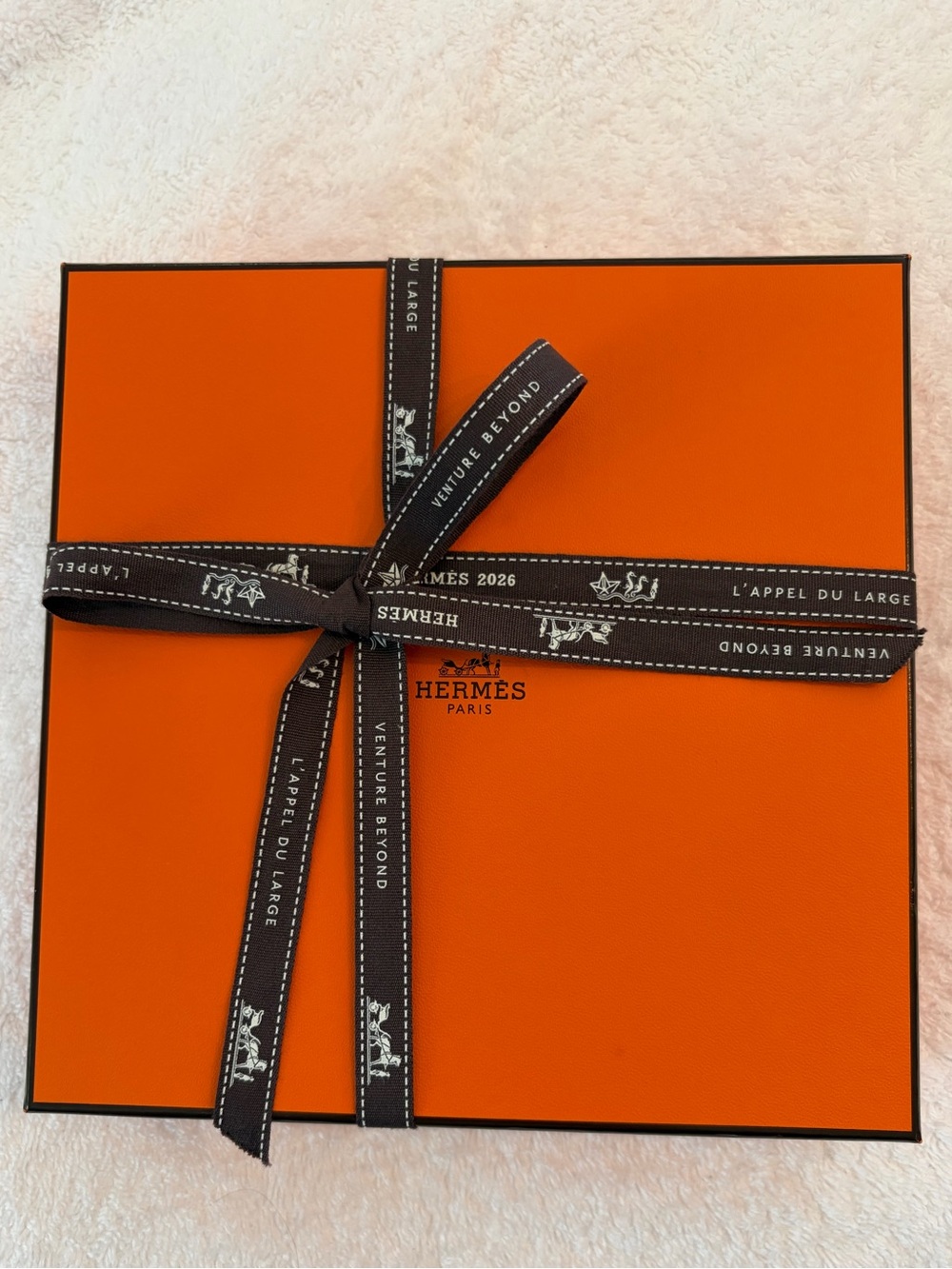 Hermès Authentic Square Orange Gift Box & Ribbon Set